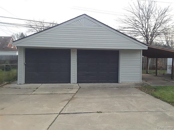 3rd image of 1853 Riverbank St