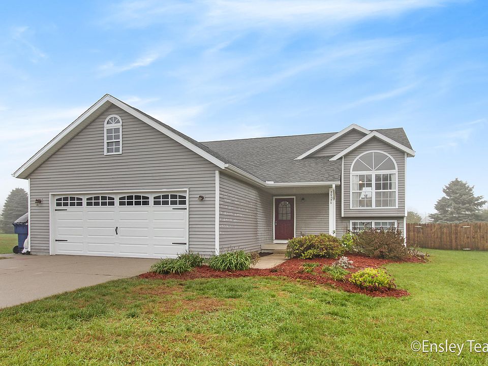1st image of 20130 Orchard Ln