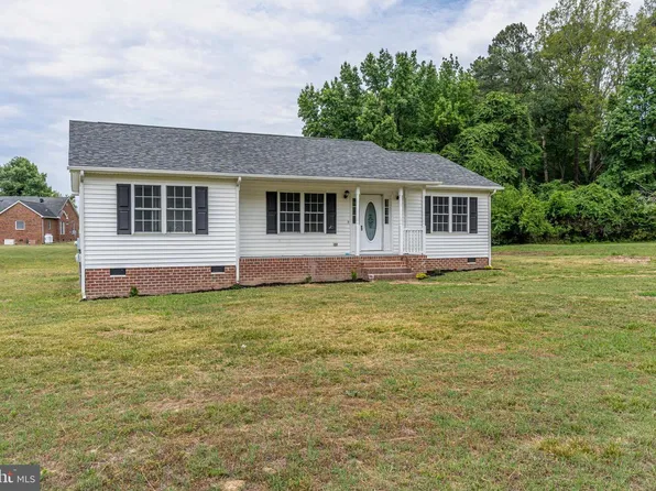 12491 Clinton Heights Dr, Ashland, VA 23005