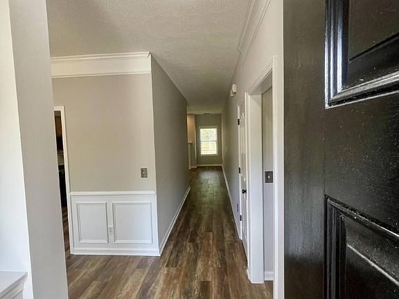 3rd image of 125 Wild Spring Rd