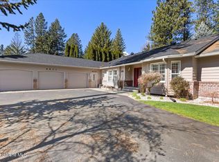 9971 N Circle Dr, Hayden Lake, ID 83835