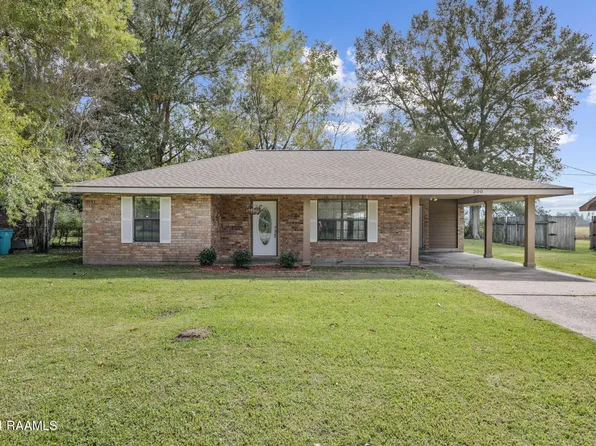 300 Avenue Of The Acadians, Opelousas, LA 70570