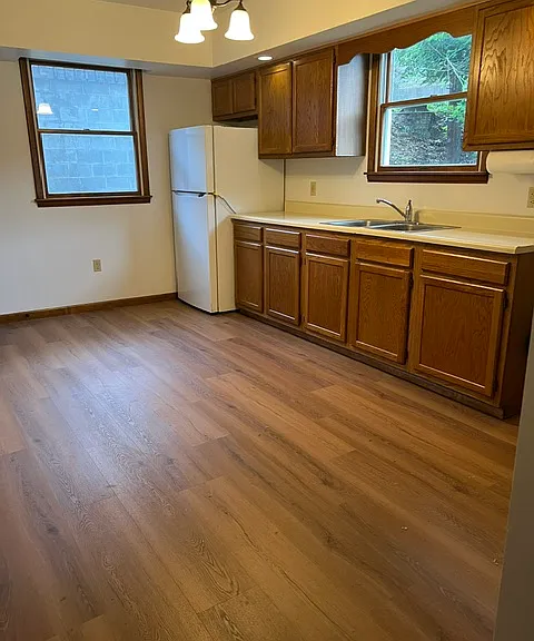 256 Ashford Ave #1 — Photo 4