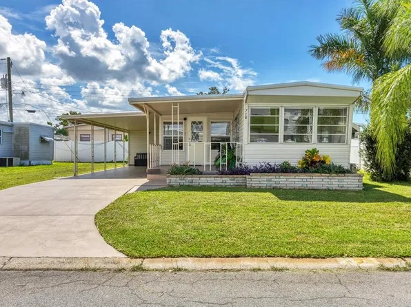 718 50th Avenue Dr W, Bradenton, FL 34207