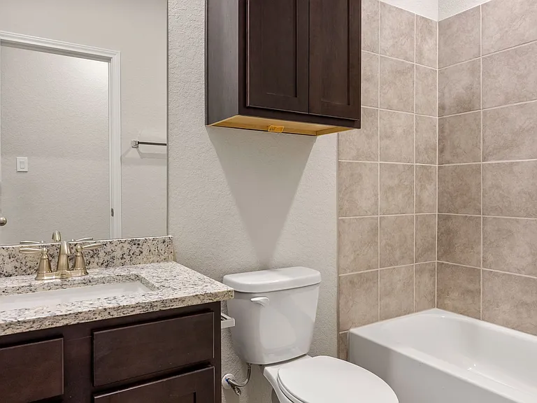 354 Emma Dr — Photo 15