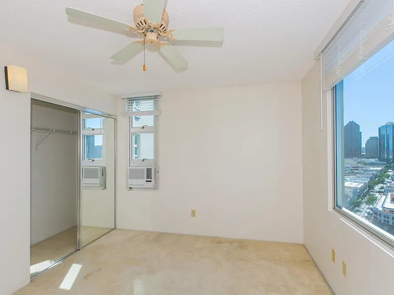 215 N King St #1803 — Photo 12