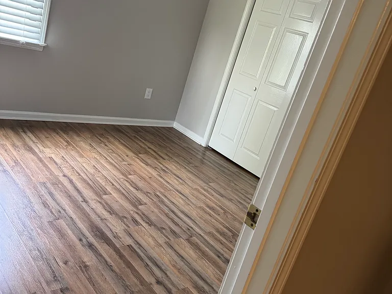 1005 Southwood Dr #6 — Photo 14