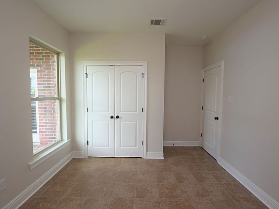 4th image of 5768 Girard Dr