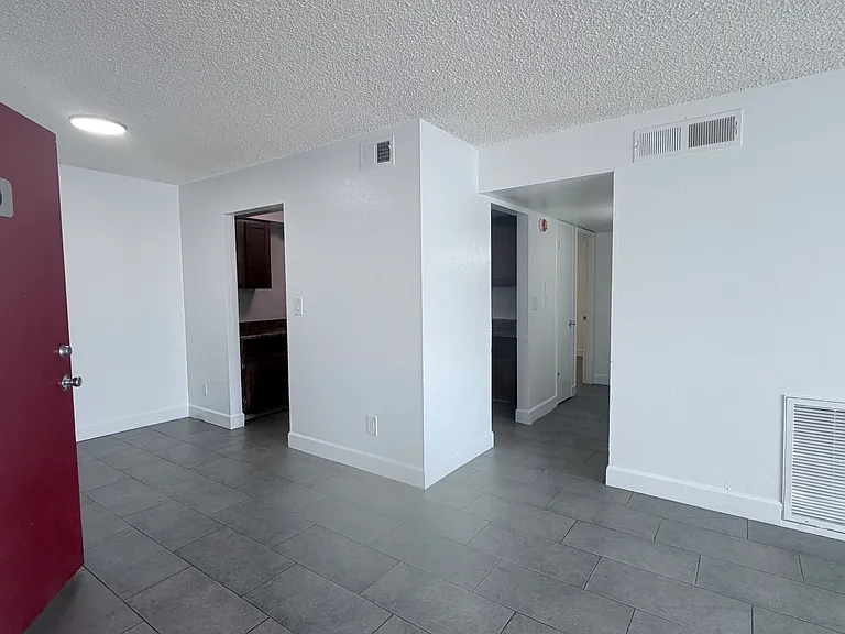 3625 N 38th St #70 — Photo 9