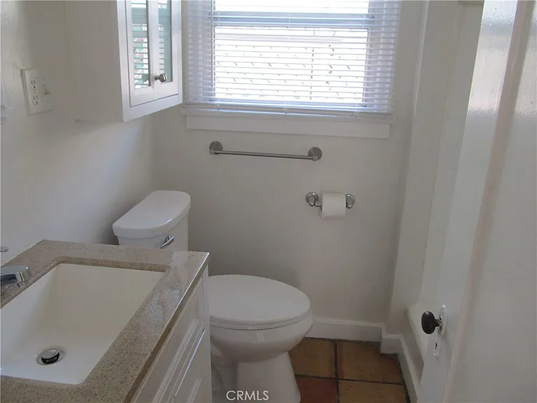 11217 La Maida St — Photo 12