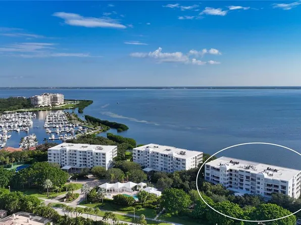 2410 Harbourside Dr APT 142, Longboat Key, FL 34228