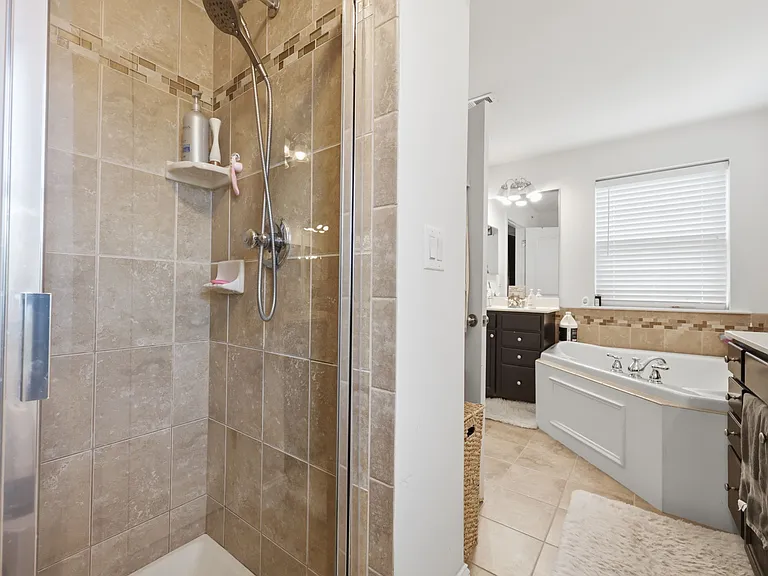 10 Richard Rd — Photo 13