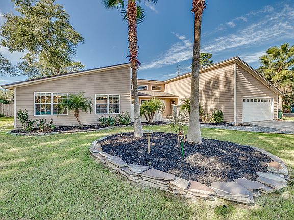5th image of 12462 Toucan Dr