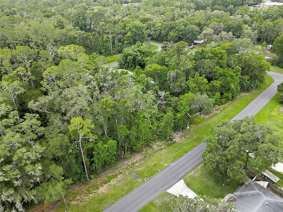 3rd image of 1048 W Maximilian Pl Lot 3