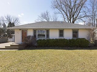 2466 Long Lake Rd, New Brighton, MN 55112