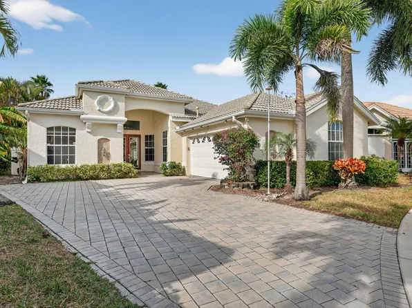 590 SW Saint Johns Bay, Port St Lucie, FL 34986