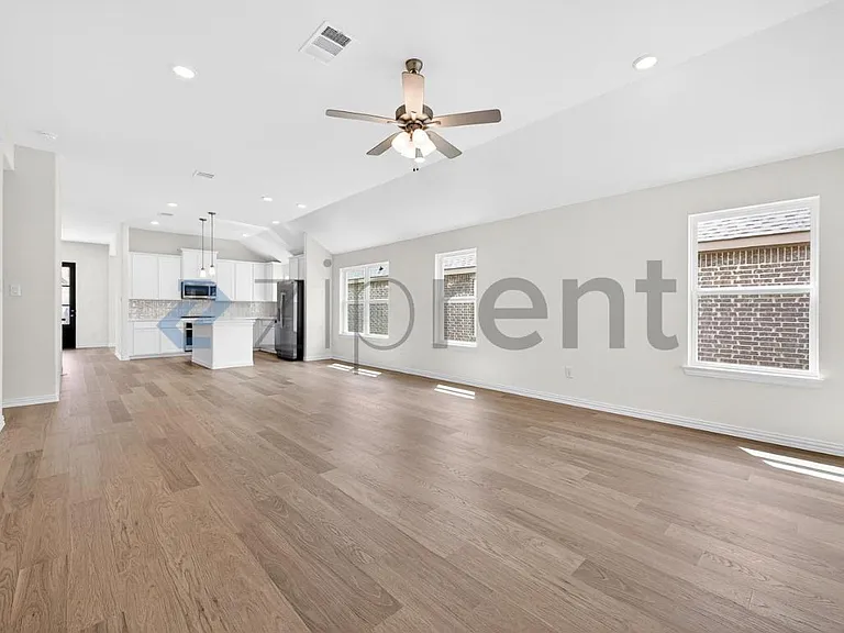 949 Schuberts Rd — Photo 13