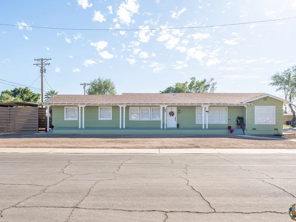 1299 Sandalwood Dr, El Centro, CA 92243