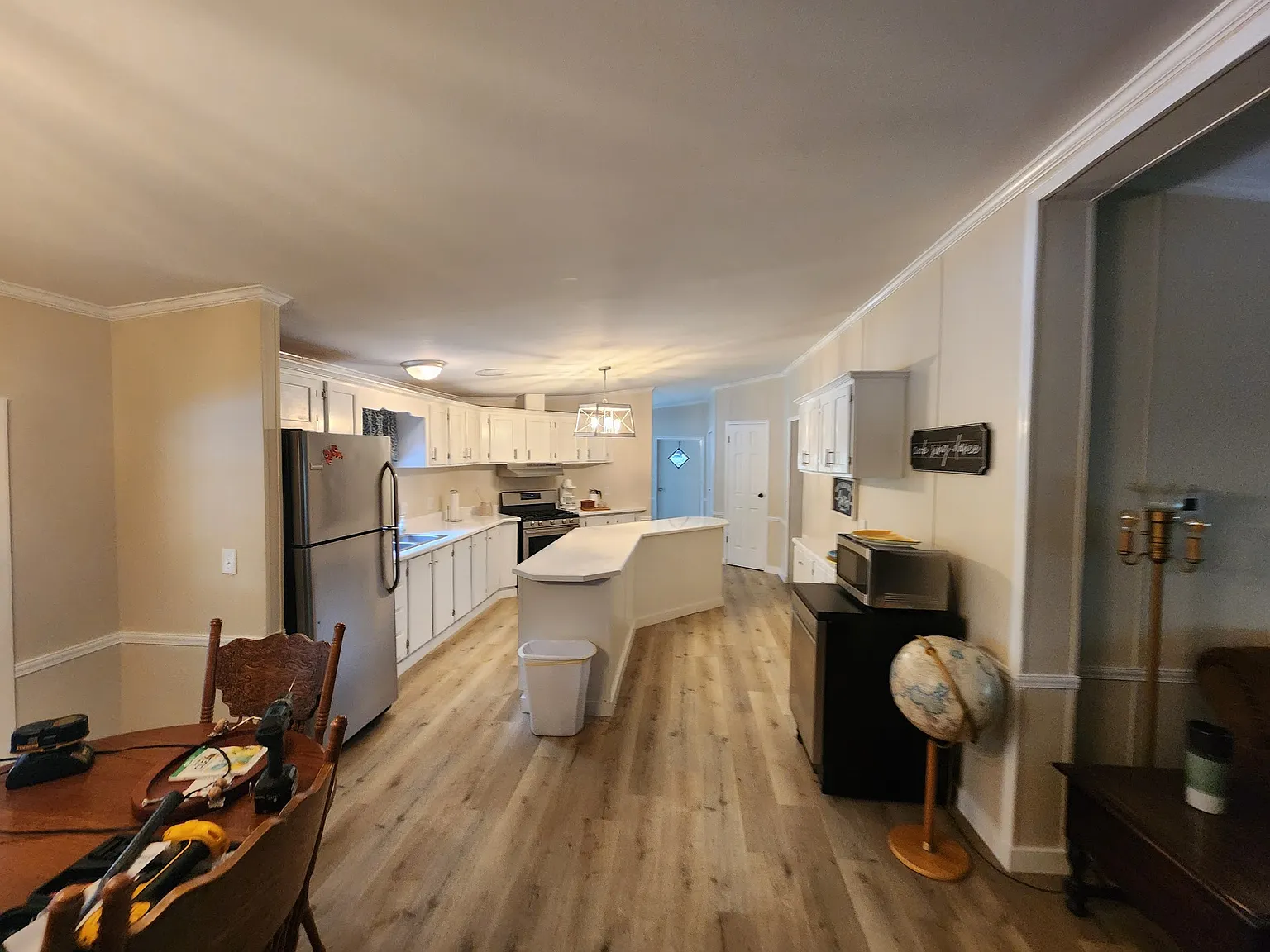 3 bed, 1850 sqft, $1,600 — Photo 4