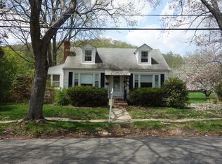 302 W Valley View Ave, Hackettstown, NJ 07840