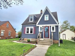 2009 Broadway Ave, Sheboygan, WI 53081
