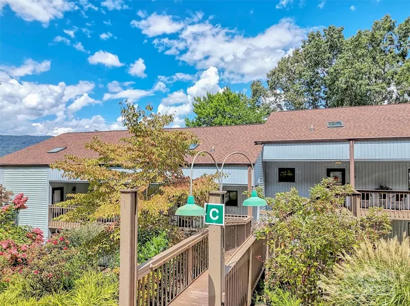 87 Willow Rd APT C6, Waynesville, NC 28786