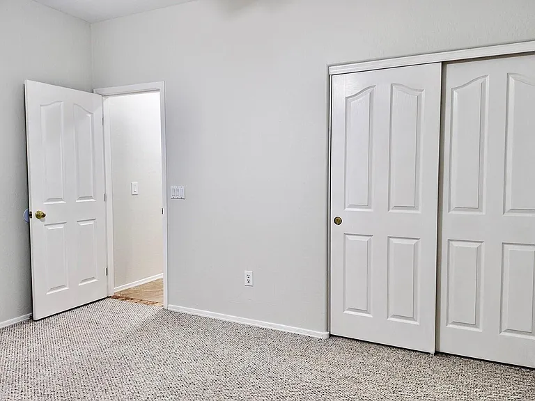 14624 N 87th Dr — Photo 13