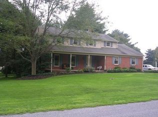 105 Arrowhead Cir, Conestoga, PA 17516