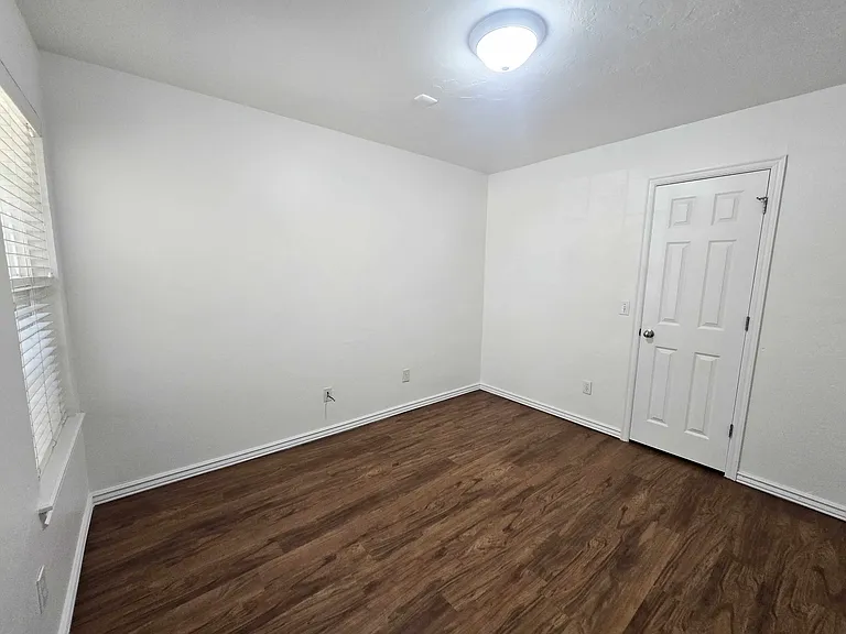 16001 Korie Dr — Photo 20