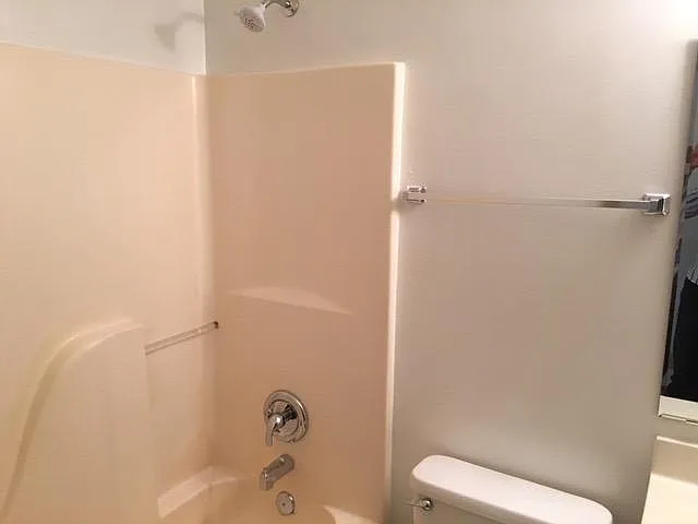 403 Somerset Rd — Photo 11