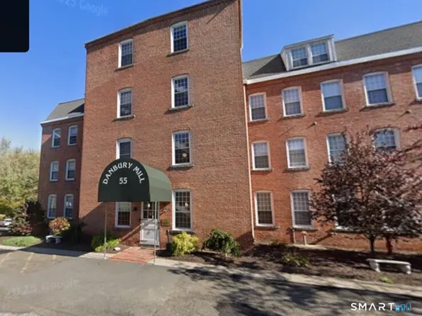55 Oil Mill Road #22, Danbury, CT 06810
