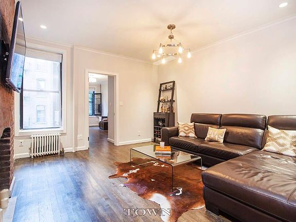 2nd image of 436 W 47th St APT 2B