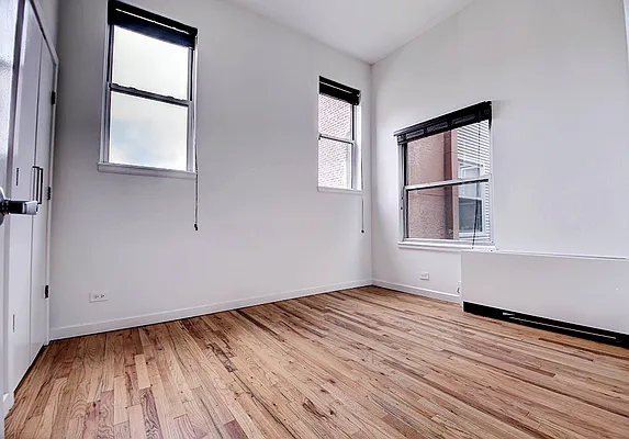 Rented by Urbane Brokerage | media 15