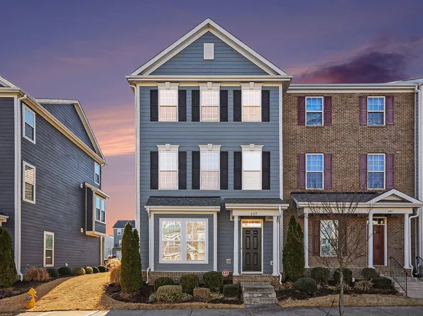 6425 Perry Creek Rd, Raleigh, NC 27616