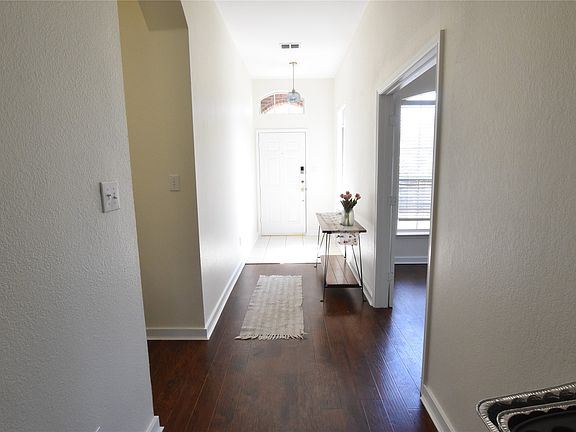 3rd image of 3732 Ranchman Blvd
