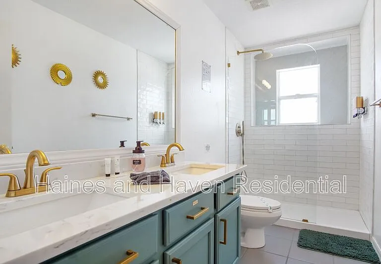 403 Corvina Dr — Photo 47