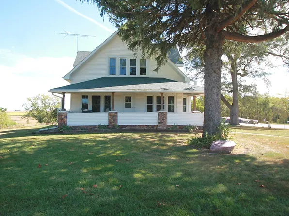 1203 Iowa Ave, College Springs, IA 51637