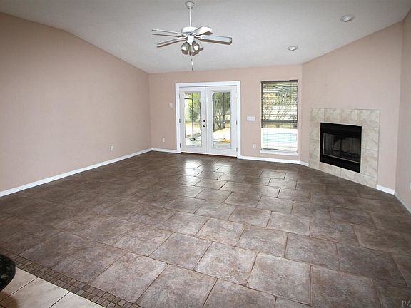 5th image of 1918 Melissa Oaks Dr