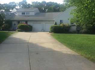 1 Cates Lndg, Warwick, RI 02888