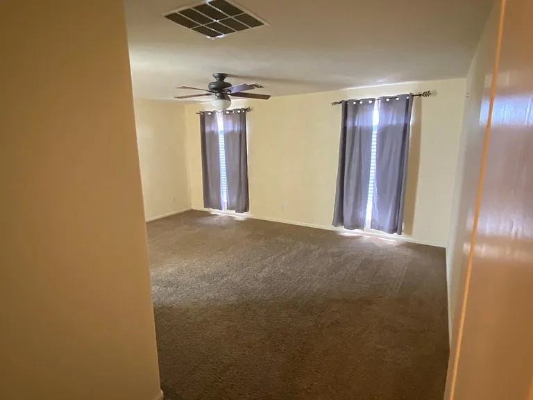 2504 W Hedgehog Pl — Photo 26