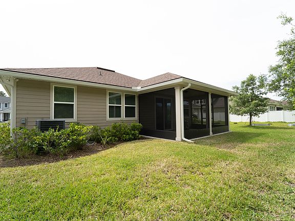 4th image of 543 Aventurine Ave