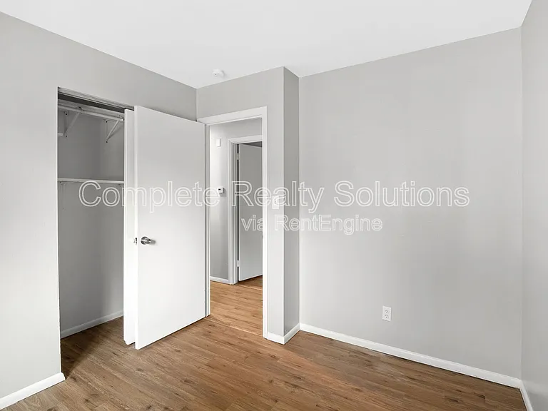 221 Barto Dr — Photo 20