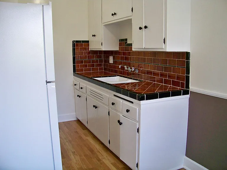 1422 N Serrano Ave #7 — Photo 12