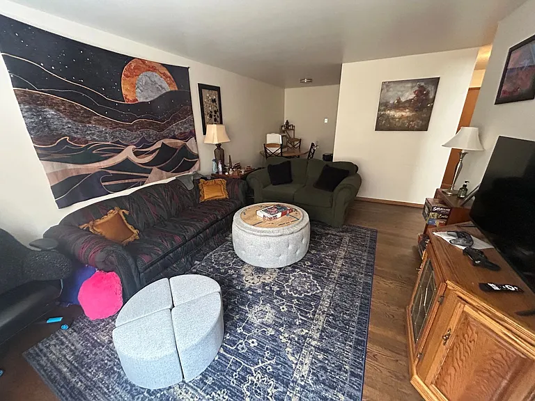 1216 Memorial Dr — Photo 16