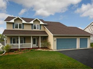 254 Jaspers Cir S, Chaska, MN 55318