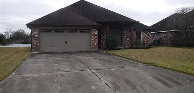 1st image of 660 Foxwood Ln