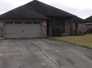 660 Foxwood Ln, La Place, LA 70068