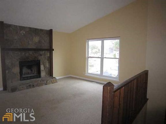 3rd image of 1346 Woodington Cir