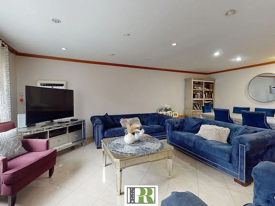 1st image of 2029 E 14th St