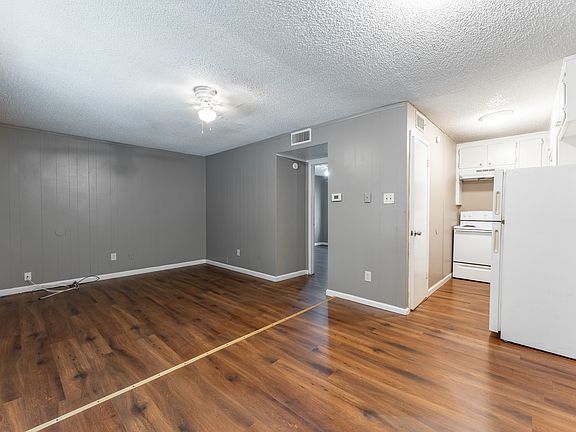 3rd image of 501 N 12th St #209